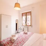 Casa Arenula By Domusextra شقة *