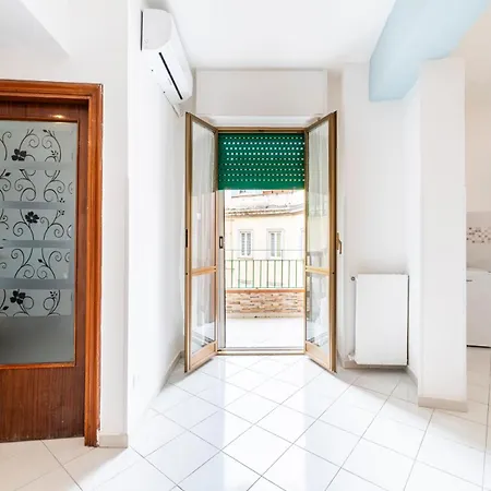 Casa Arenula By Domusextra 公寓 *