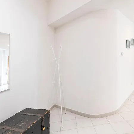 Casa Arenula By Domusextra * נאפולי