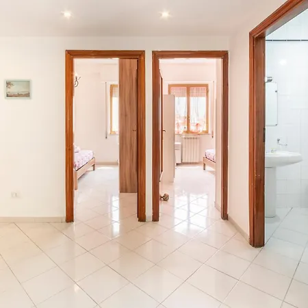 Casa Arenula By Domusextra *