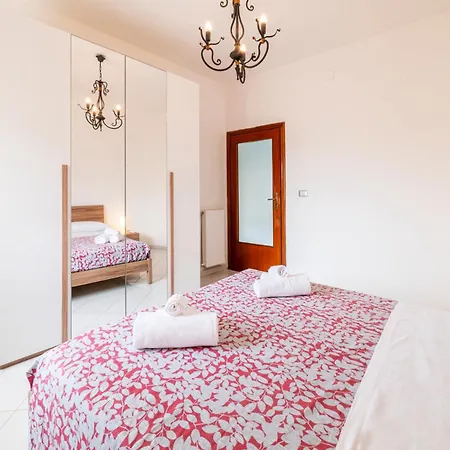 Casa Arenula By Domusextra