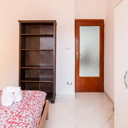 Casa Arenula By Domusextra * Napels